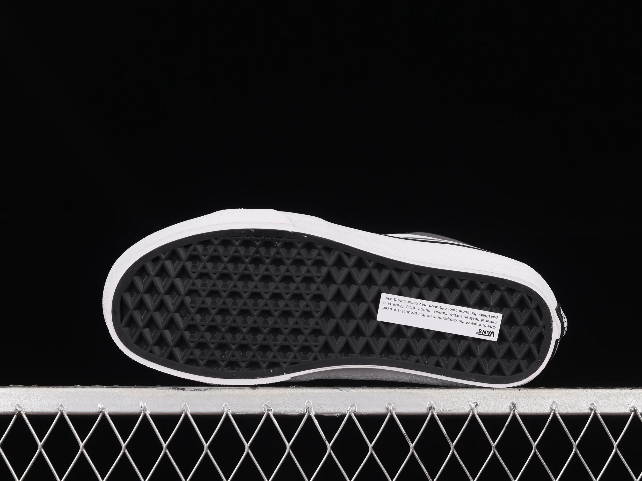All categories Vans Vans series Vans Mid Vans China Vans Sk8 Mid Reissue black and gray splicing mid-top retro casual canvas skateboard shoes VN0A3WM32PD